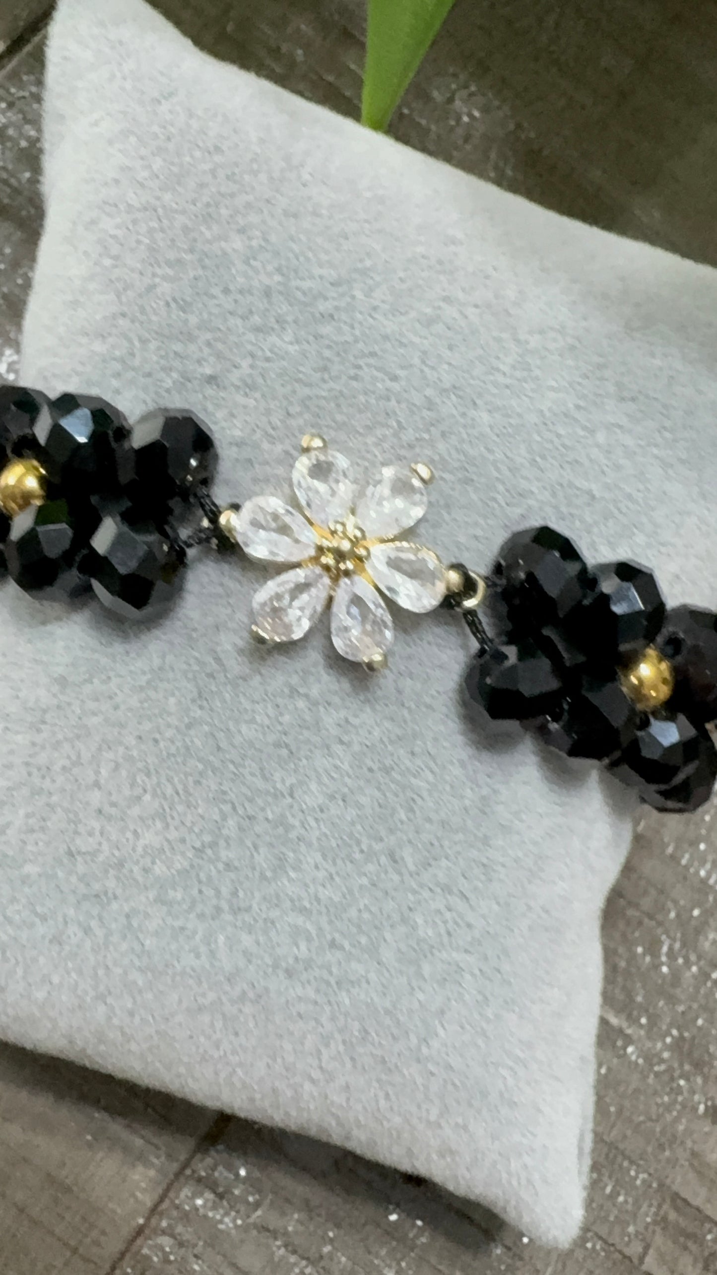 Sassy Dark bracelet