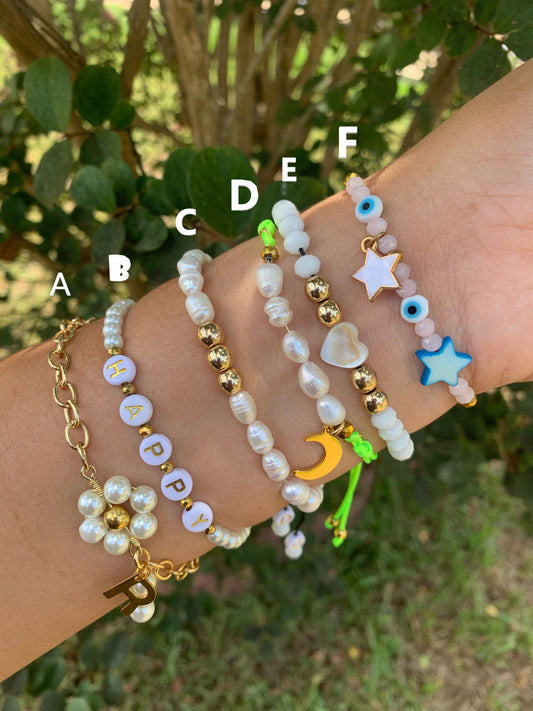 Bracelets White Set
