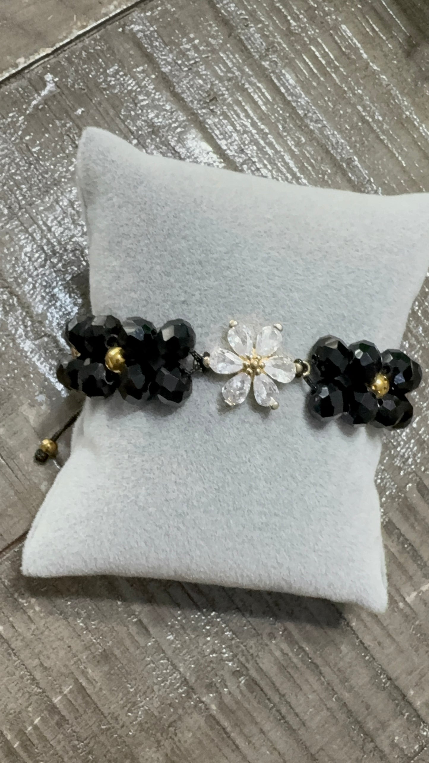 Sassy Dark bracelet