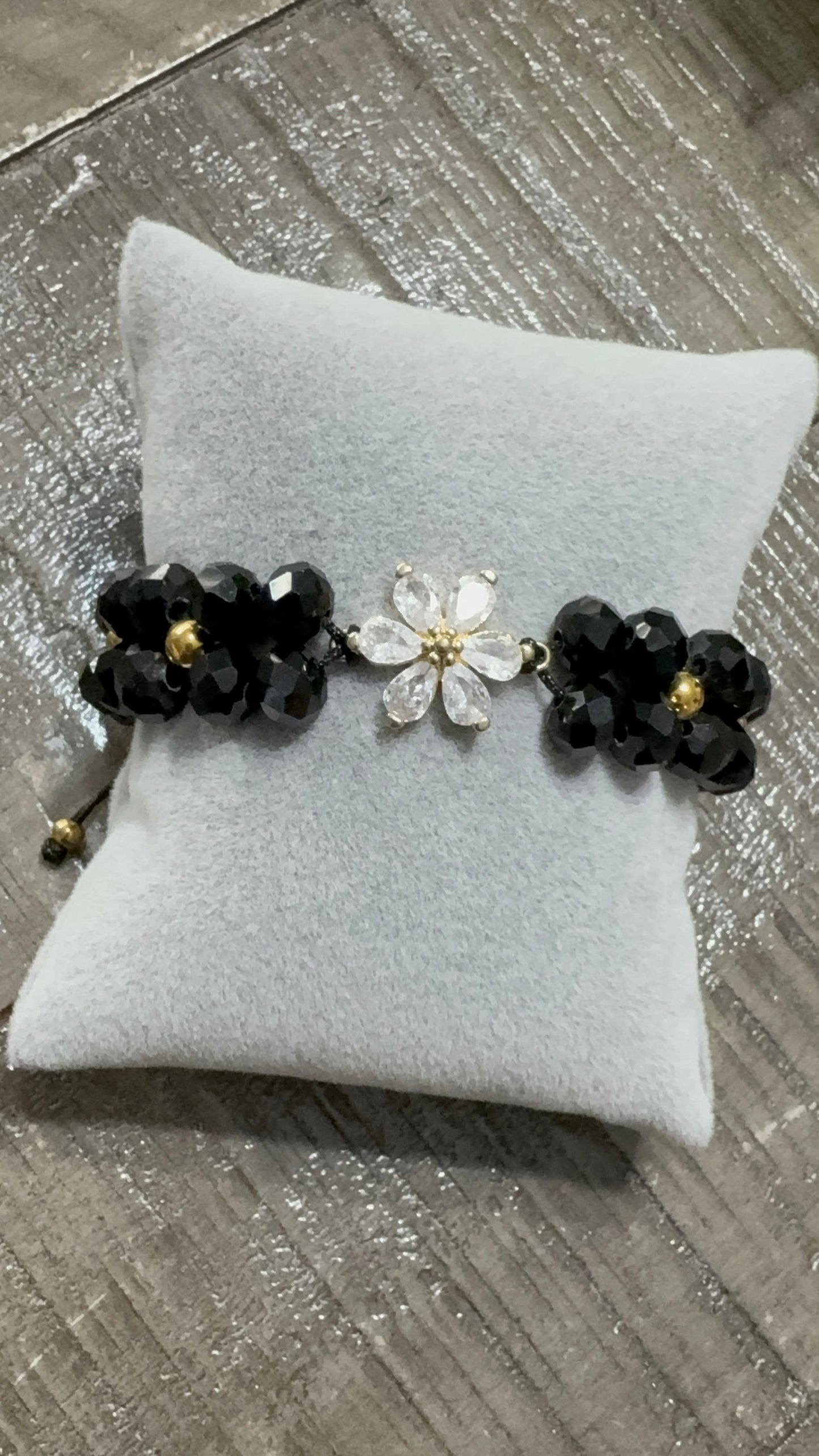 Sassy Dark bracelet